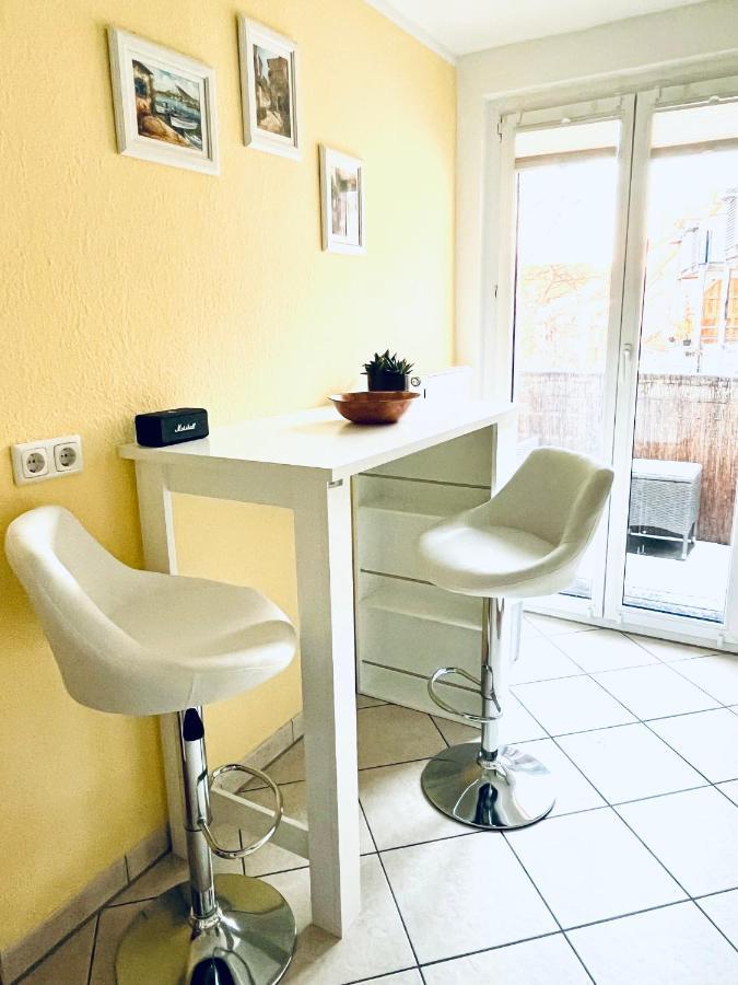 Modernes 3 Zimmer Apartment - Luise- Mit Wlan, Balkon Und Smart-Tv In City-Naehe! Erfurt Exterior foto