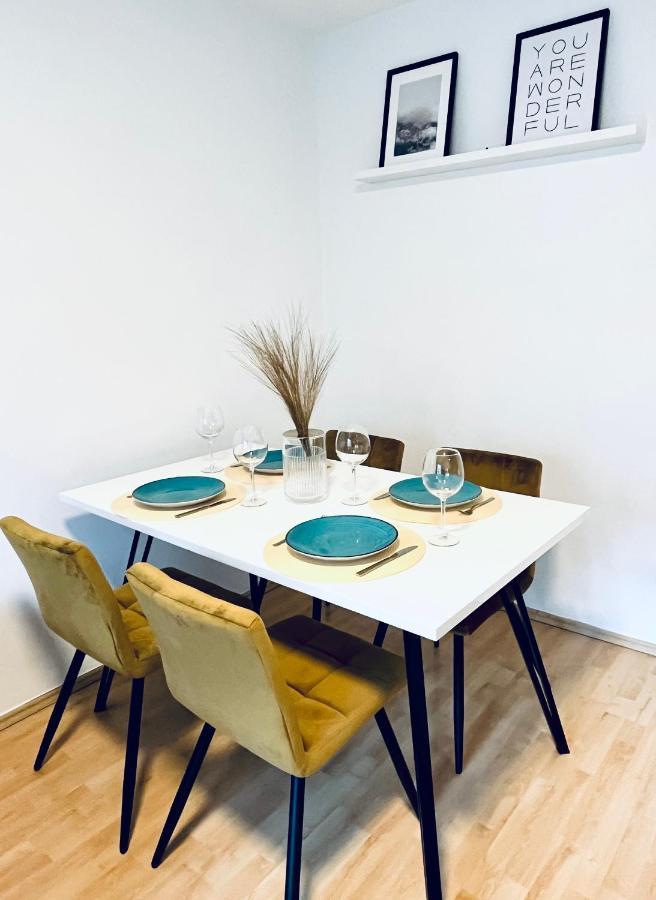 Modernes 3 Zimmer Apartment - Luise- Mit Wlan, Balkon Und Smart-Tv In City-Naehe! Erfurt Exterior foto