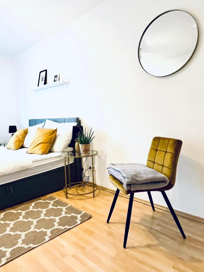 Modernes 3 Zimmer Apartment - Luise- Mit Wlan, Balkon Und Smart-Tv In City-Naehe! Erfurt Exterior foto